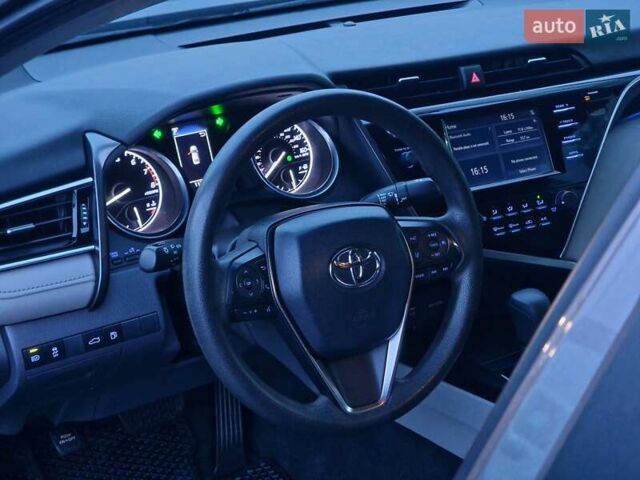 Сірий Тойота Камрі, об'ємом двигуна 2.49 л та пробігом 117 тис. км за 16678 $, фото 12 на Automoto.ua