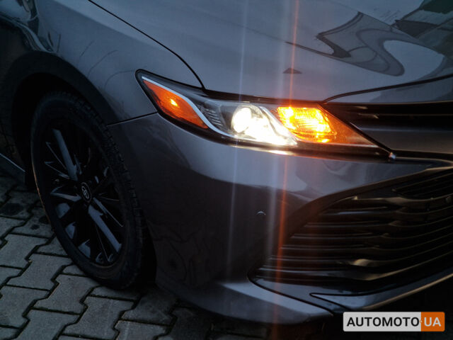 Сірий Тойота Камрі, об'ємом двигуна 2.5 л та пробігом 117 тис. км за 16553 $, фото 2 на Automoto.ua