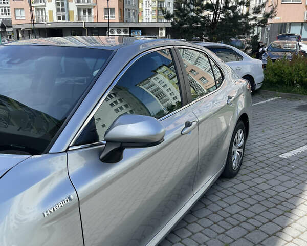 Сірий Тойота Камрі, об'ємом двигуна 2.49 л та пробігом 110 тис. км за 23800 $, фото 2 на Automoto.ua