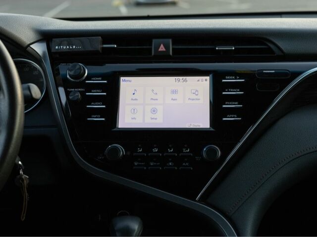 Серый Тойота Камри, объемом двигателя 2.5 л и пробегом 175 тыс. км за 18300 $, фото 17 на Automoto.ua