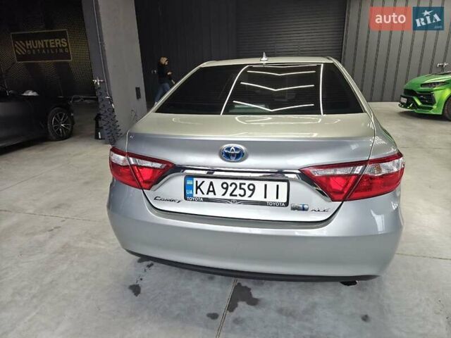 Серый Тойота Камри, объемом двигателя 2.49 л и пробегом 111 тыс. км за 17000 $, фото 7 на Automoto.ua
