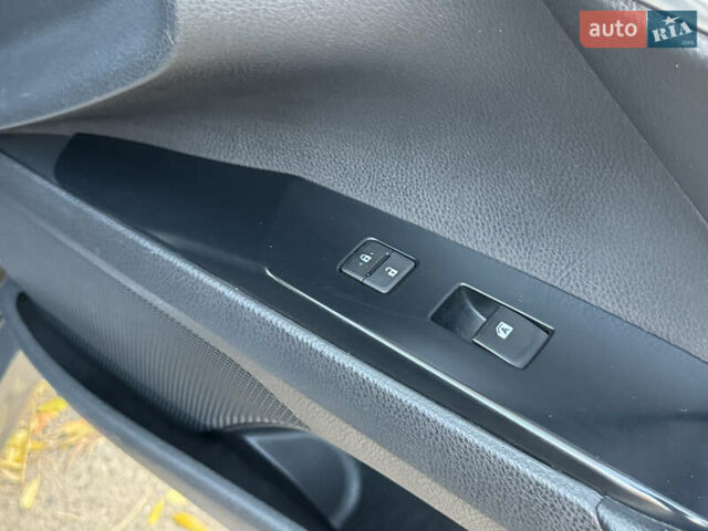 Тойота Камри 2017 в Одессе на Automoto.ua Серый Тойота Камри, объемом двигателя 2.49 л и пробегом 116 тыс. км за 16500 $, фото 50 на Automoto.ua