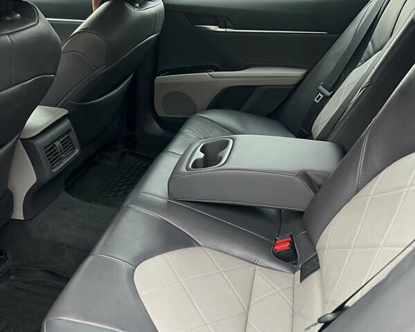 Серый Тойота Камри, объемом двигателя 2.49 л и пробегом 77 тыс. км за 22700 $, фото 34 на Automoto.ua