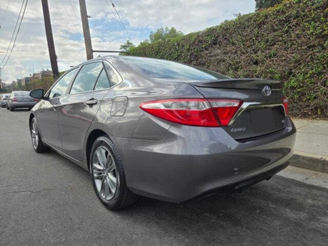 Серый Тойота Камри, объемом двигателя 2.5 л и пробегом 55 тыс. км за 11000 $, фото 4 на Automoto.ua