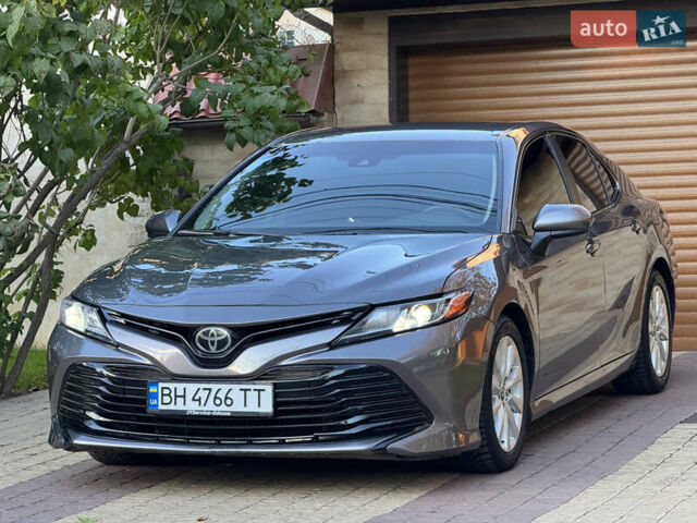 Тойота Камри 2017 в Одессе на Automoto.ua Серый Тойота Камри, объемом двигателя 2.49 л и пробегом 116 тыс. км за 16500 $, фото 8 на Automoto.ua