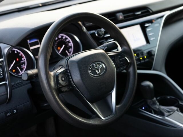 Серый Тойота Камри, объемом двигателя 2.5 л и пробегом 175 тыс. км за 18300 $, фото 13 на Automoto.ua