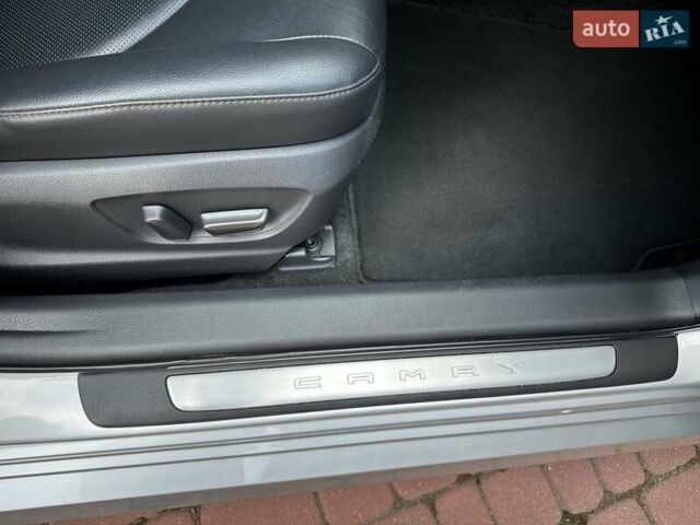 Серый Тойота Камри, объемом двигателя 2.49 л и пробегом 106 тыс. км за 24500 $, фото 25 на Automoto.ua
