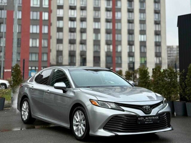 Серый Тойота Камри, объемом двигателя 2.5 л и пробегом 195 тыс. км за 16900 $, фото 7 на Automoto.ua