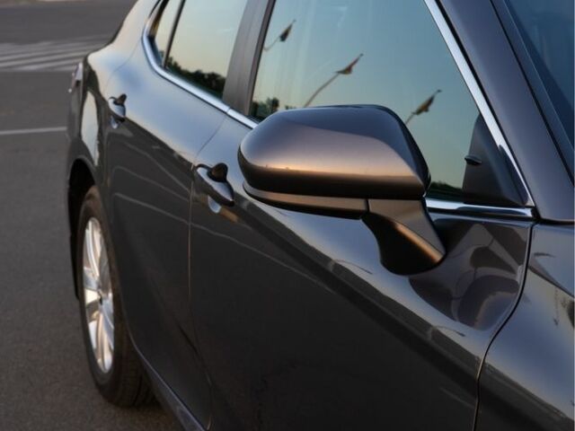 Серый Тойота Камри, объемом двигателя 2.5 л и пробегом 175 тыс. км за 18300 $, фото 2 на Automoto.ua