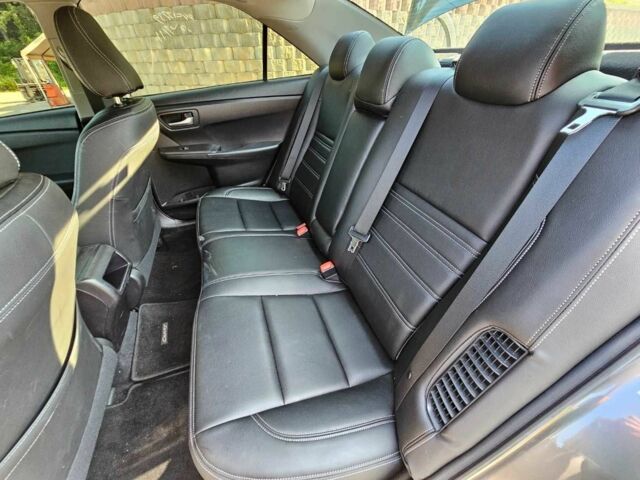 Серый Тойота Камри, объемом двигателя 2.5 л и пробегом 83 тыс. км за 4300 $, фото 4 на Automoto.ua