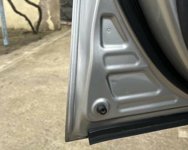 Серый Тойота Камри, объемом двигателя 2.49 л и пробегом 77 тыс. км за 22700 $, фото 37 на Automoto.ua