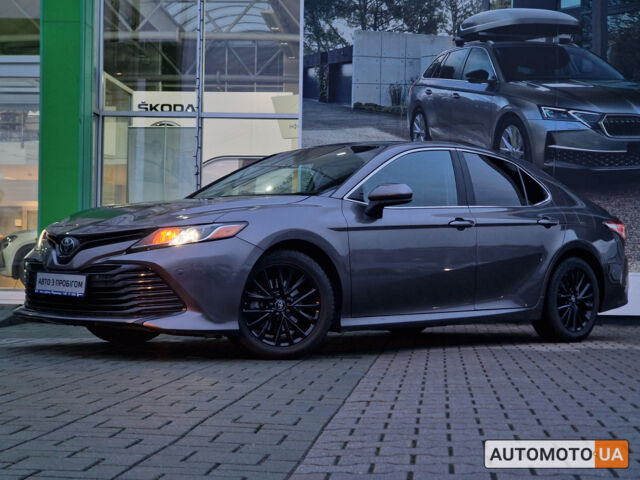 Сірий Тойота Камрі, об'ємом двигуна 2.5 л та пробігом 117 тис. км за 16553 $, фото 4 на Automoto.ua