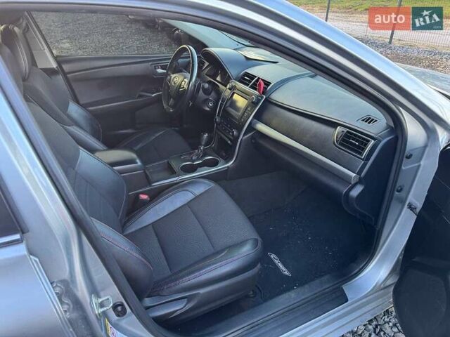 Серый Тойота Камри, объемом двигателя 2.49 л и пробегом 268 тыс. км за 12499 $, фото 20 на Automoto.ua