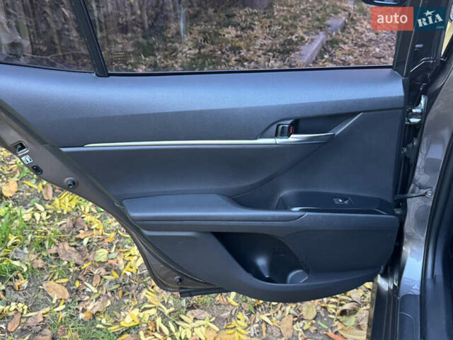 Тойота Камри 2017 в Одессе на Automoto.ua Серый Тойота Камри, объемом двигателя 2.49 л и пробегом 116 тыс. км за 16500 $, фото 33 на Automoto.ua