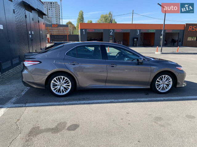 Серый Тойота Камри, объемом двигателя 2.5 л и пробегом 38 тыс. км за 29900 $, фото 6 на Automoto.ua