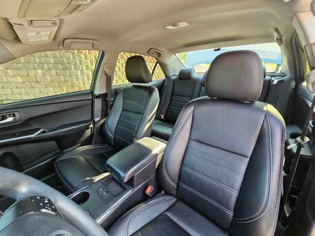 Серый Тойота Камри, объемом двигателя 2.5 л и пробегом 83 тыс. км за 4300 $, фото 6 на Automoto.ua