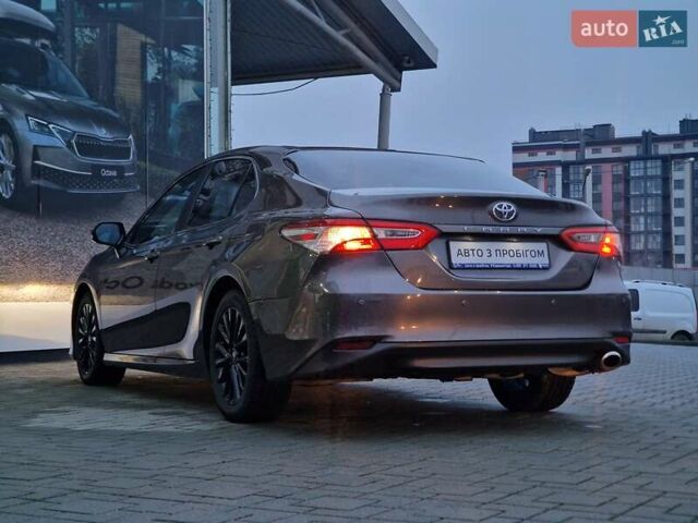 Сірий Тойота Камрі, об'ємом двигуна 2.49 л та пробігом 117 тис. км за 16678 $, фото 6 на Automoto.ua