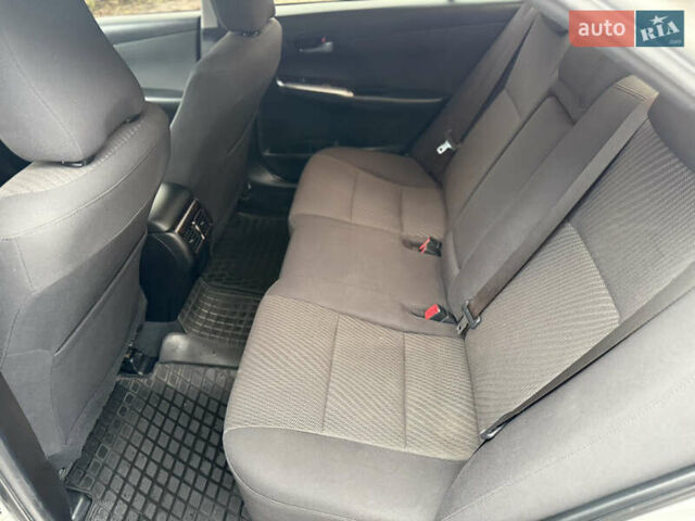 Серый Тойота Камри, объемом двигателя 2.49 л и пробегом 161 тыс. км за 16900 $, фото 7 на Automoto.ua