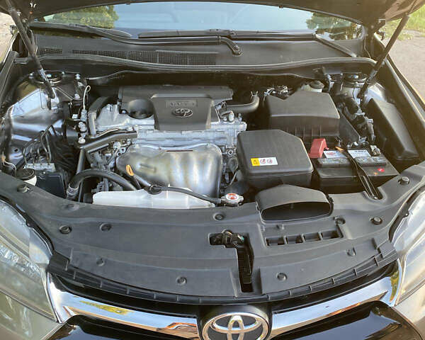 Сірий Тойота Камрі, об'ємом двигуна 2.49 л та пробігом 120 тис. км за 15900 $, фото 5 на Automoto.ua