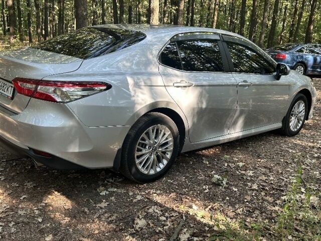 Серый Тойота Камри, объемом двигателя 2.5 л и пробегом 119 тыс. км за 18700 $, фото 3 на Automoto.ua