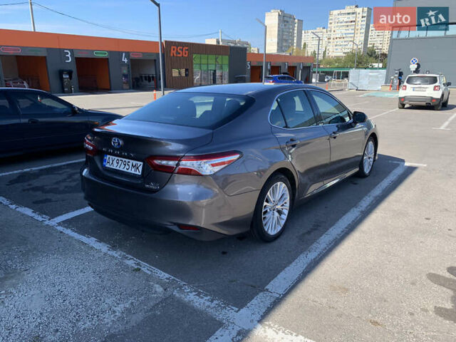 Серый Тойота Камри, объемом двигателя 2.5 л и пробегом 38 тыс. км за 29900 $, фото 5 на Automoto.ua