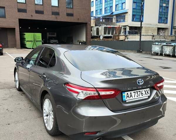 Серый Тойота Камри, объемом двигателя 2.49 л и пробегом 125 тыс. км за 23500 $, фото 3 на Automoto.ua
