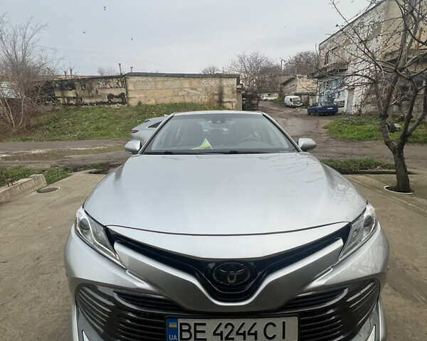 Серый Тойота Камри, объемом двигателя 2.49 л и пробегом 77 тыс. км за 22700 $, фото 7 на Automoto.ua