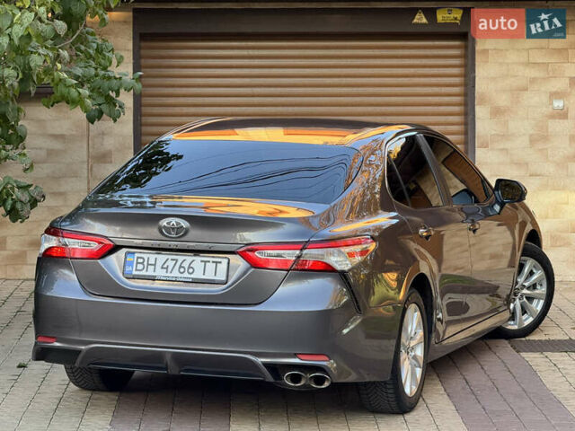 Тойота Камри 2017 в Одессе на Automoto.ua Серый Тойота Камри, объемом двигателя 2.49 л и пробегом 116 тыс. км за 16500 $, фото 14 на Automoto.ua