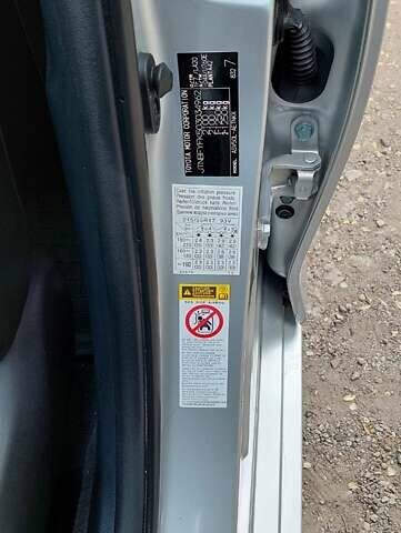 Серый Тойота Камри, объемом двигателя 2.5 л и пробегом 105 тыс. км за 21800 $, фото 5 на Automoto.ua