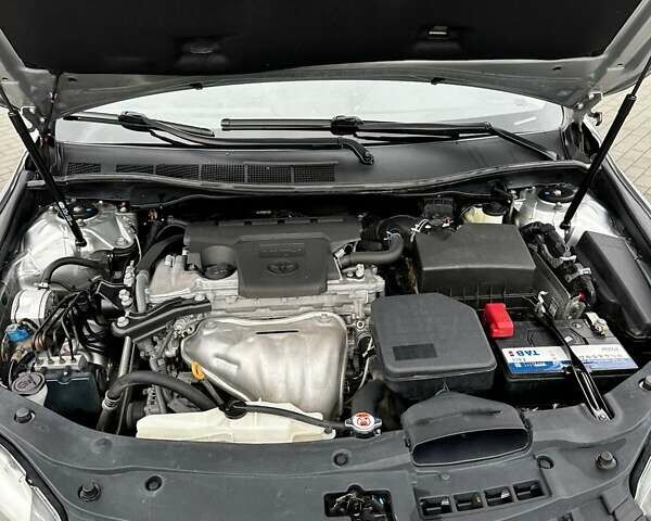 Сірий Тойота Камрі, об'ємом двигуна 2.49 л та пробігом 172 тис. км за 14600 $, фото 35 на Automoto.ua