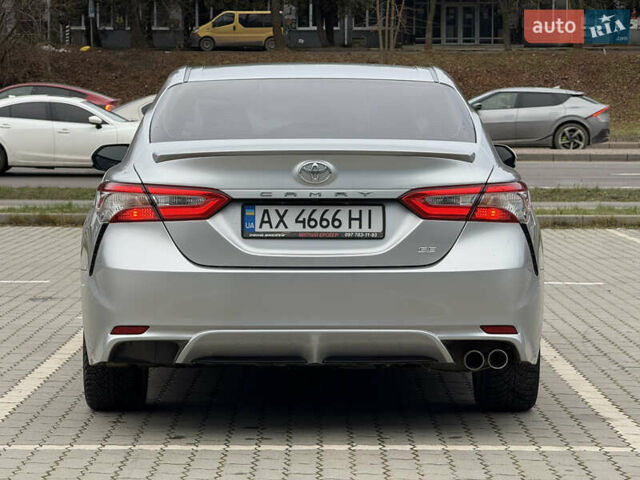 Сірий Тойота Камрі, об'ємом двигуна 2.49 л та пробігом 220 тис. км за 17700 $, фото 10 на Automoto.ua