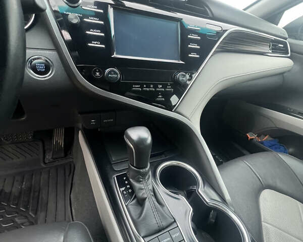 Серый Тойота Камри, объемом двигателя 2.49 л и пробегом 77 тыс. км за 22700 $, фото 30 на Automoto.ua