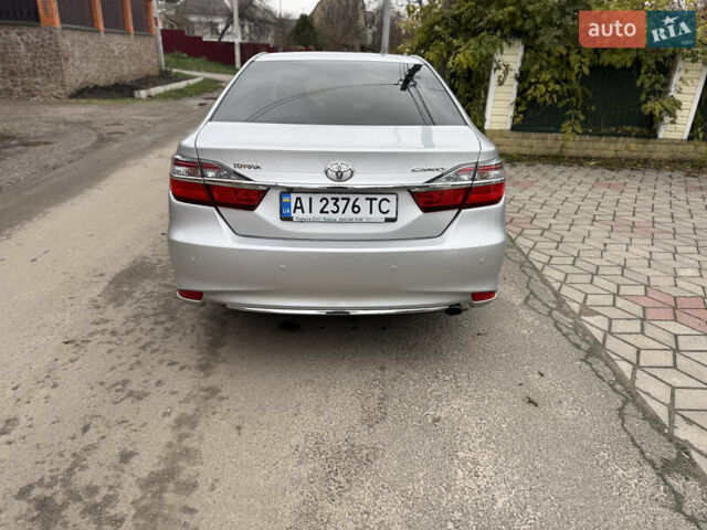 Серый Тойота Камри, объемом двигателя 2.49 л и пробегом 161 тыс. км за 16900 $, фото 2 на Automoto.ua