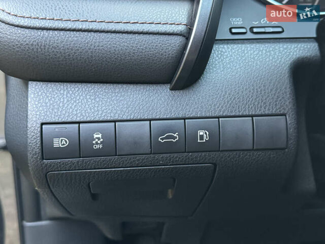 Тойота Камри 2017 в Одессе на Automoto.ua Серый Тойота Камри, объемом двигателя 2.49 л и пробегом 116 тыс. км за 16500 $, фото 28 на Automoto.ua