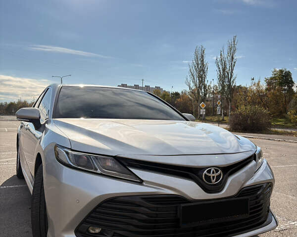 Серый Тойота Камри, объемом двигателя 2.49 л и пробегом 235 тыс. км за 21300 $, фото 16 на Automoto.ua