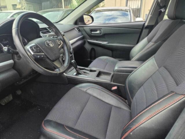 Серый Тойота Камри, объемом двигателя 2.5 л и пробегом 55 тыс. км за 11000 $, фото 7 на Automoto.ua