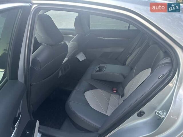 Серый Тойота Камри, объемом двигателя 2.49 л и пробегом 110 тыс. км за 21500 $, фото 13 на Automoto.ua