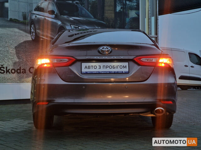 Сірий Тойота Камрі, об'ємом двигуна 2.5 л та пробігом 117 тис. км за 16553 $, фото 29 на Automoto.ua