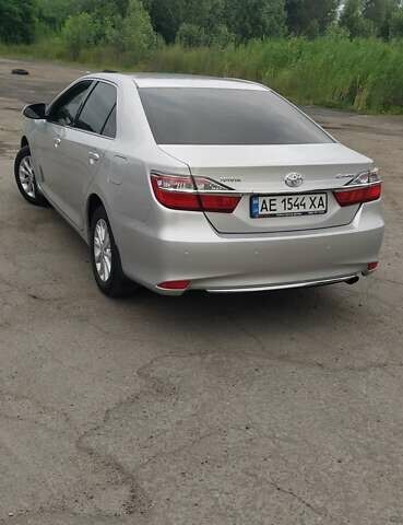 Серый Тойота Камри, объемом двигателя 2.49 л и пробегом 214 тыс. км за 18500 $, фото 15 на Automoto.ua