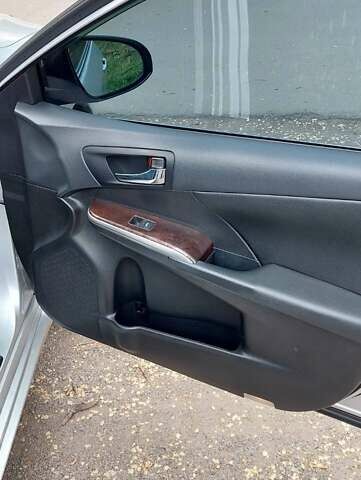 Серый Тойота Камри, объемом двигателя 2.5 л и пробегом 105 тыс. км за 21800 $, фото 6 на Automoto.ua