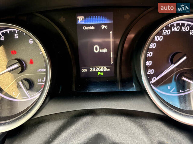 Серый Тойота Камри, объемом двигателя 2.49 л и пробегом 235 тыс. км за 21300 $, фото 20 на Automoto.ua
