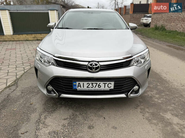 Серый Тойота Камри, объемом двигателя 2.49 л и пробегом 161 тыс. км за 16900 $, фото 5 на Automoto.ua