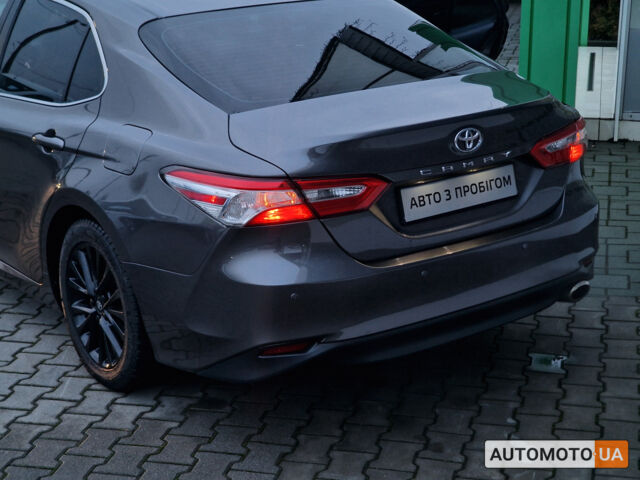 Серый Тойота Камри, объемом двигателя 2.5 л и пробегом 117 тыс. км за 16568 $, фото 21 на Automoto.ua