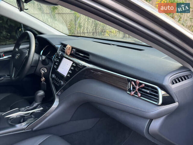 Тойота Камри 2017 в Одессе на Automoto.ua Серый Тойота Камри, объемом двигателя 2.49 л и пробегом 116 тыс. км за 16500 $, фото 53 на Automoto.ua