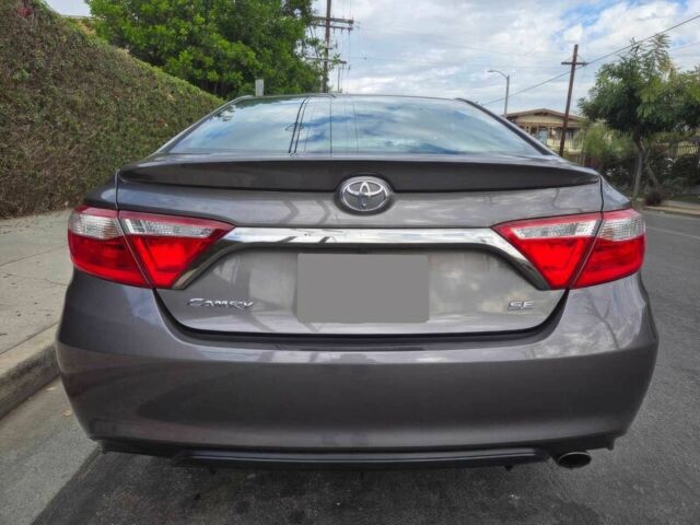 Серый Тойота Камри, объемом двигателя 2.5 л и пробегом 55 тыс. км за 11000 $, фото 5 на Automoto.ua