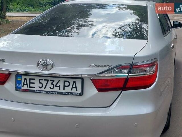 Серый Тойота Камри, объемом двигателя 2.5 л и пробегом 105 тыс. км за 21800 $, фото 10 на Automoto.ua