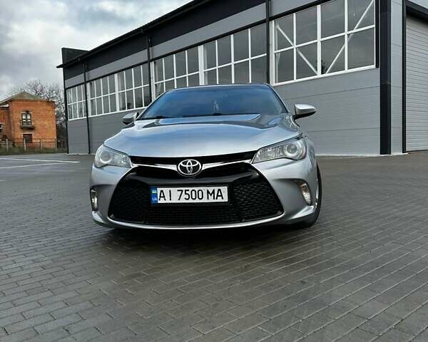 Сірий Тойота Камрі, об'ємом двигуна 2.49 л та пробігом 172 тис. км за 14600 $, фото 17 на Automoto.ua