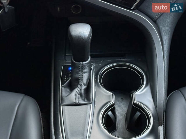 Тойота Камри 2017 в Одессе на Automoto.ua Серый Тойота Камри, объемом двигателя 2.49 л и пробегом 116 тыс. км за 16500 $, фото 46 на Automoto.ua