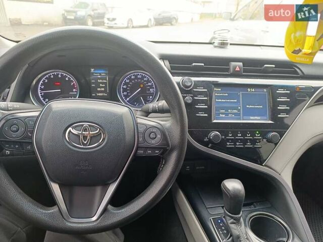Серый Тойота Камри, объемом двигателя 2.49 л и пробегом 140 тыс. км за 18200 $, фото 9 на Automoto.ua