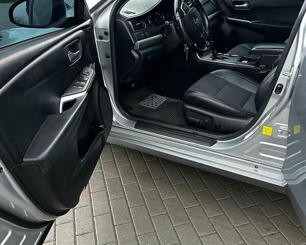 Сірий Тойота Камрі, об'ємом двигуна 2.49 л та пробігом 172 тис. км за 14600 $, фото 25 на Automoto.ua